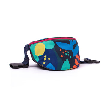 Flowers with bright spots Waistbag