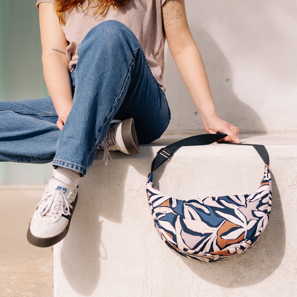 Serene lights LUNA Crossbody bag