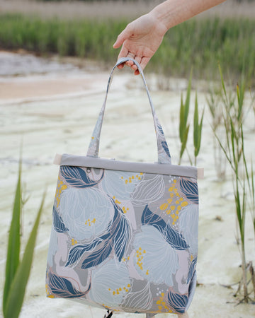 Light Roses MINIMAL backpack